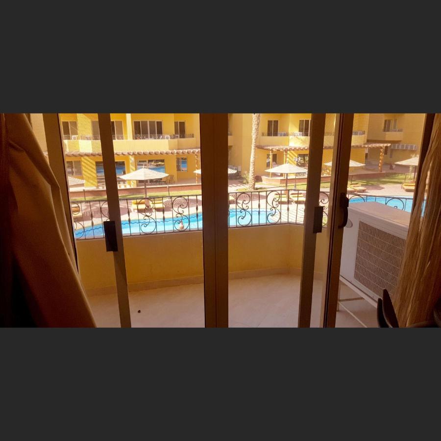 Apartmán British Pool View *